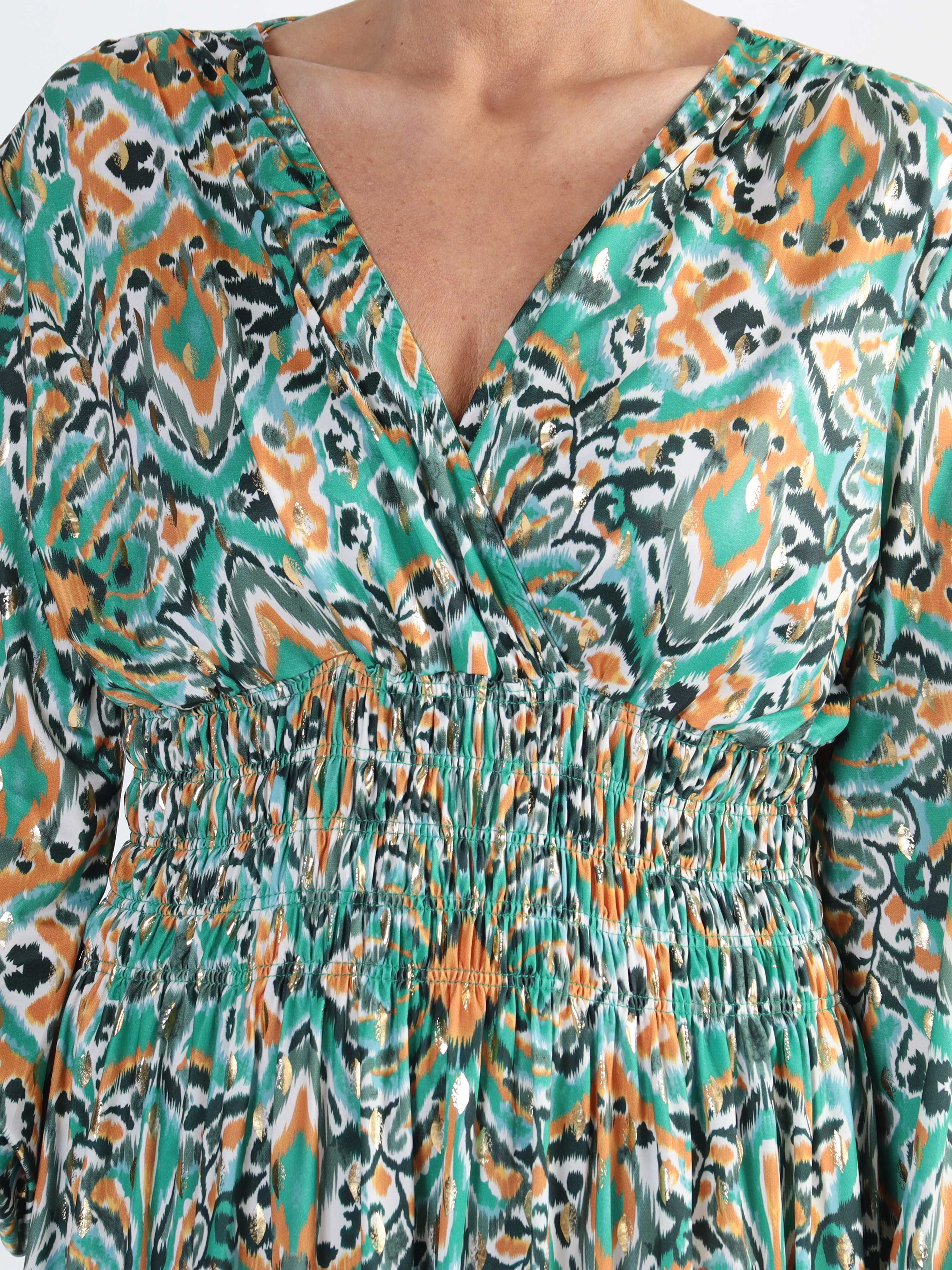 Pams Peacock Midi L/S - Elastisk mönstrad plus size-klänning i skrynkelfritt tyg